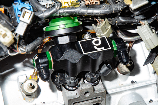 Radium Top Feed Conversion Primary Fuel Rail - Mazda RX-7 FD/Cosmo (13B)  - Radium Engineering | Coore Australia