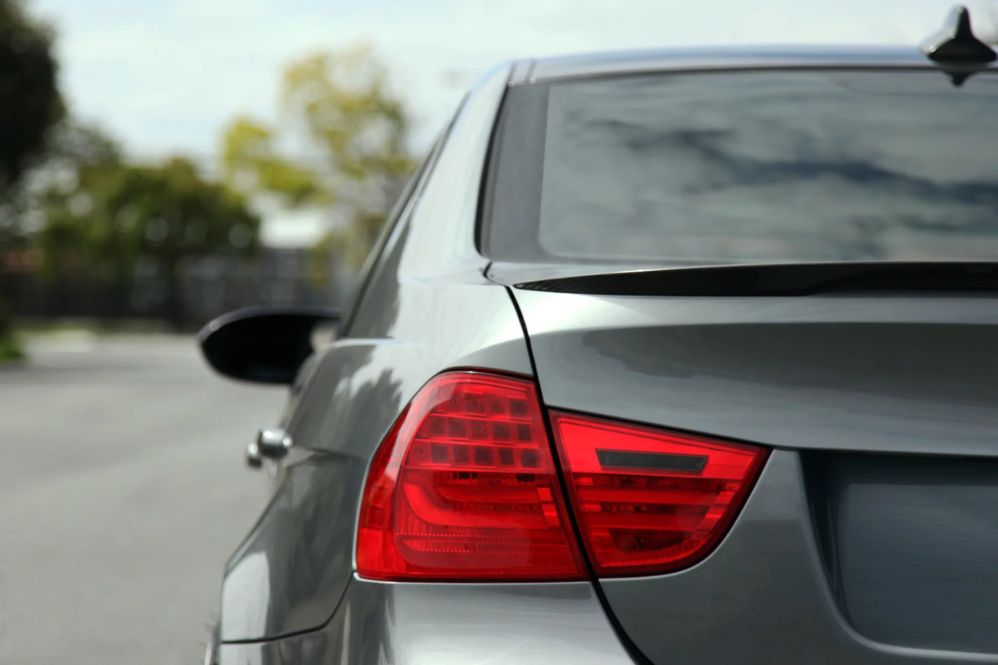BMW 3 Series M3 2009-2011 (E90/E91 LCI) Taillight Overlay Kit by GOLDENWRENCH