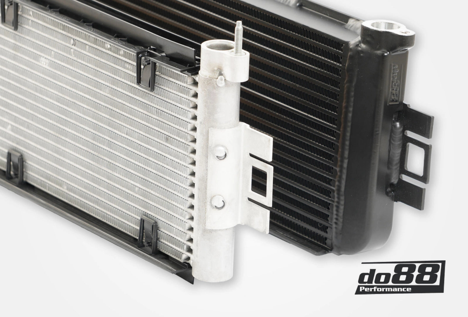 do88 Engine Oil Cooler - BMW M2 G87 / M3 G80 / M4 G82 (S58)