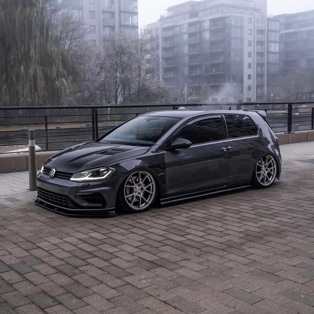 VW Golf Mk7 &amp; Mk7.5 Carbon Fibre Front Fenders by LYTE (2013-2020)