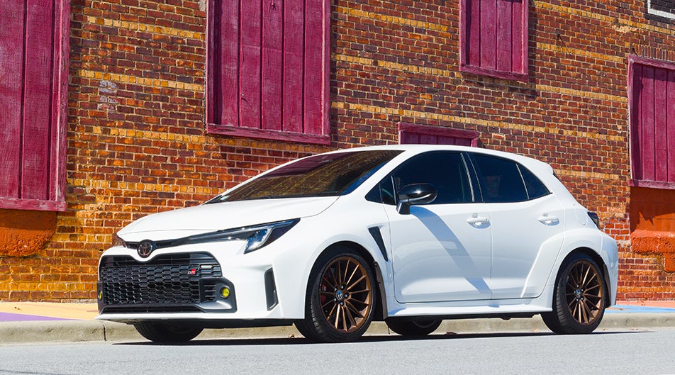 Öhlins Road &amp; Track Coilovers - Toyota Corolla GR 2023+